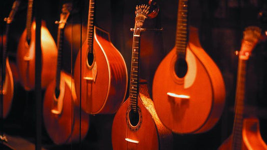 The History of Fado & Its Influence on Portuguese Jewelry