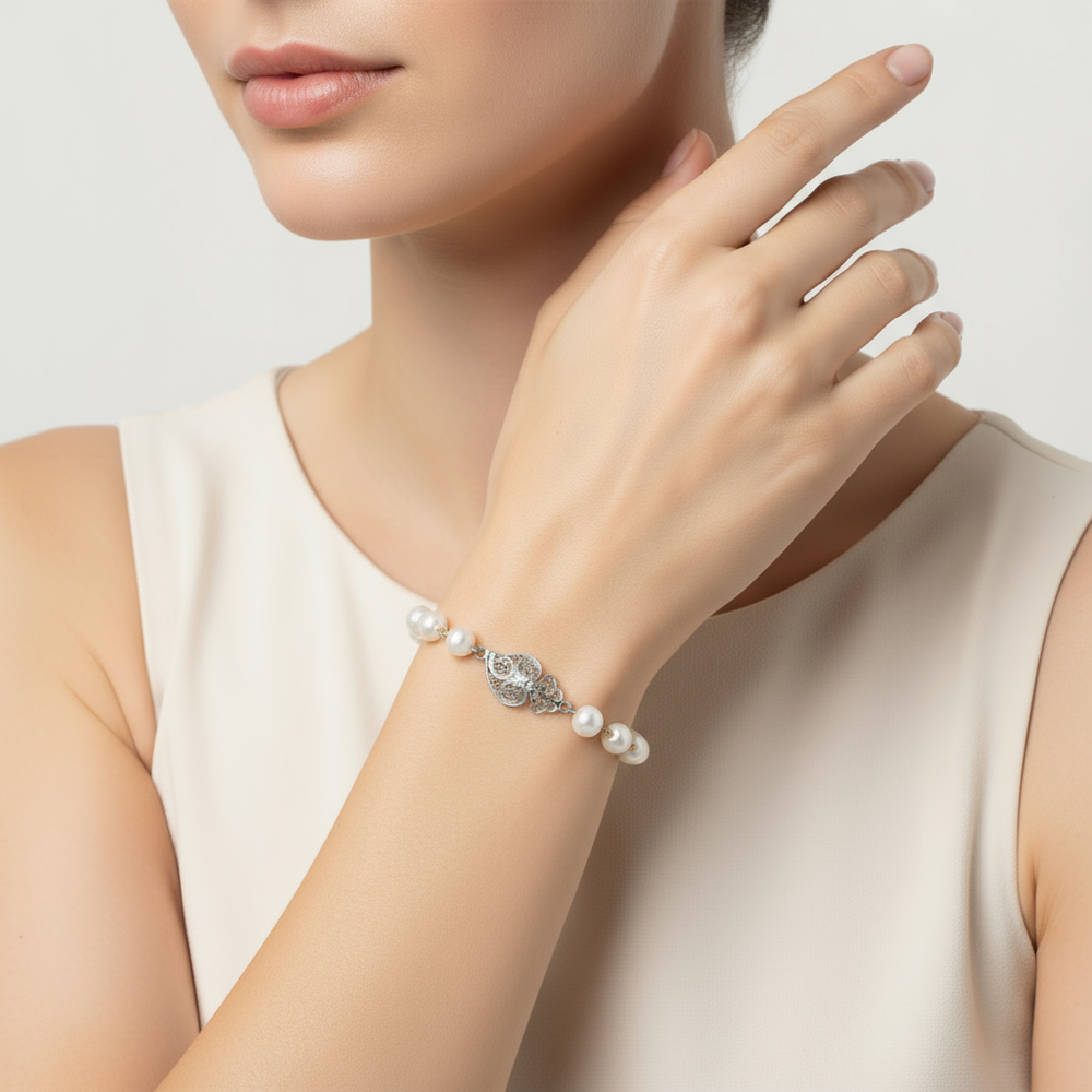 Heart of Viana Pearl Bracelet