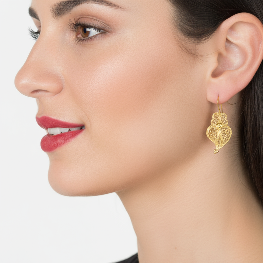 Heart of Viana Pendant Earrings [Gold Plated Silver]