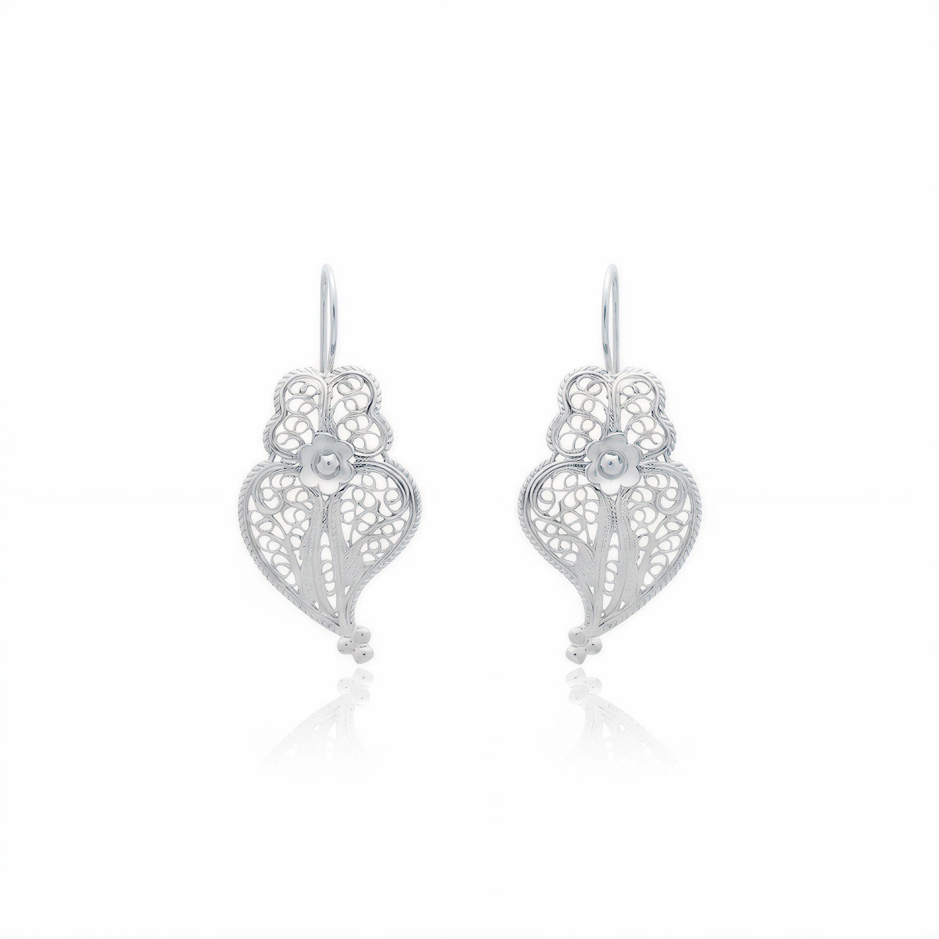 Heart of Viana Pendant Earrings M [Silver]