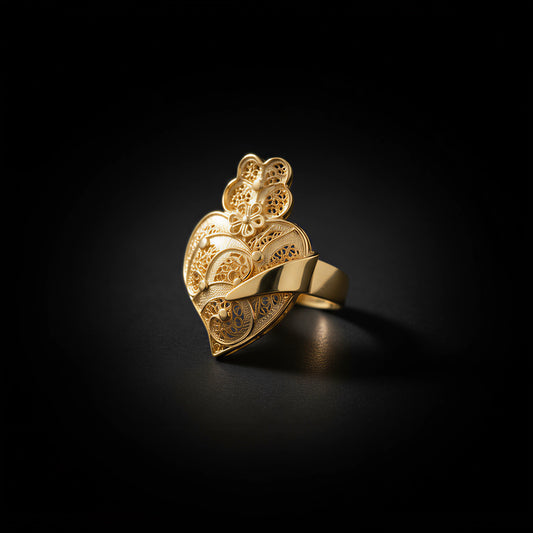 Heart of Viana Ring [19.2Kt. Gold]