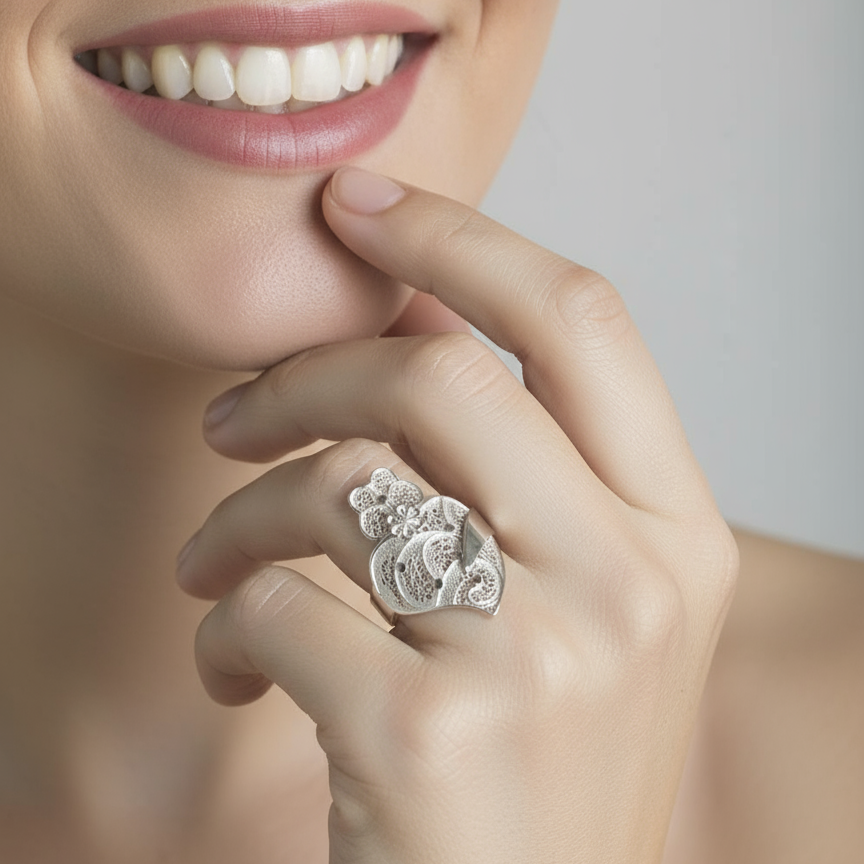 Heart of Viana Ring [Silver]