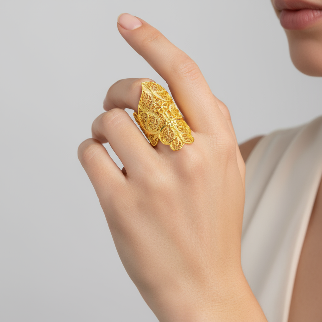 Heart of Viana Statement Ring [Gold Plated Silver]