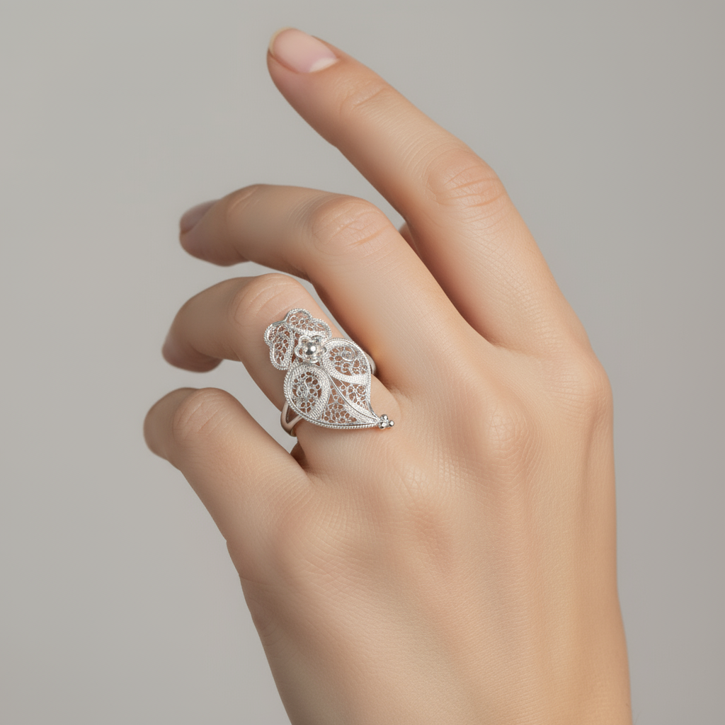 Heart of Viana Traditional Ring [Silver]