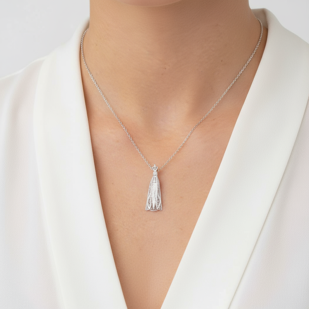 Our Lady of Fatima Filigree Necklace [Silver]