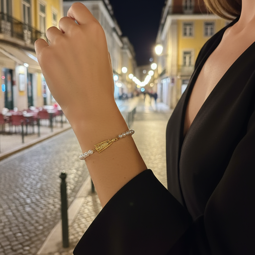 Our Lady of Fatima Filigree Pearl Bracelet [19.2Kt. Gold]