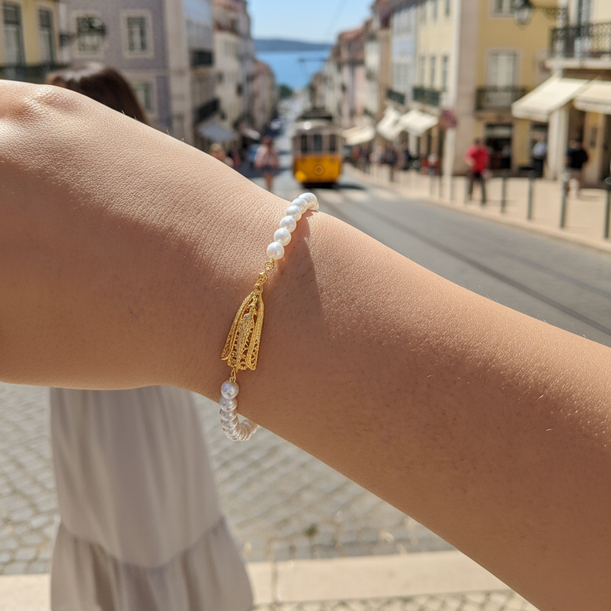 Our Lady of Fatima Filigree Pearl Bracelet [Gold Plated Silver]