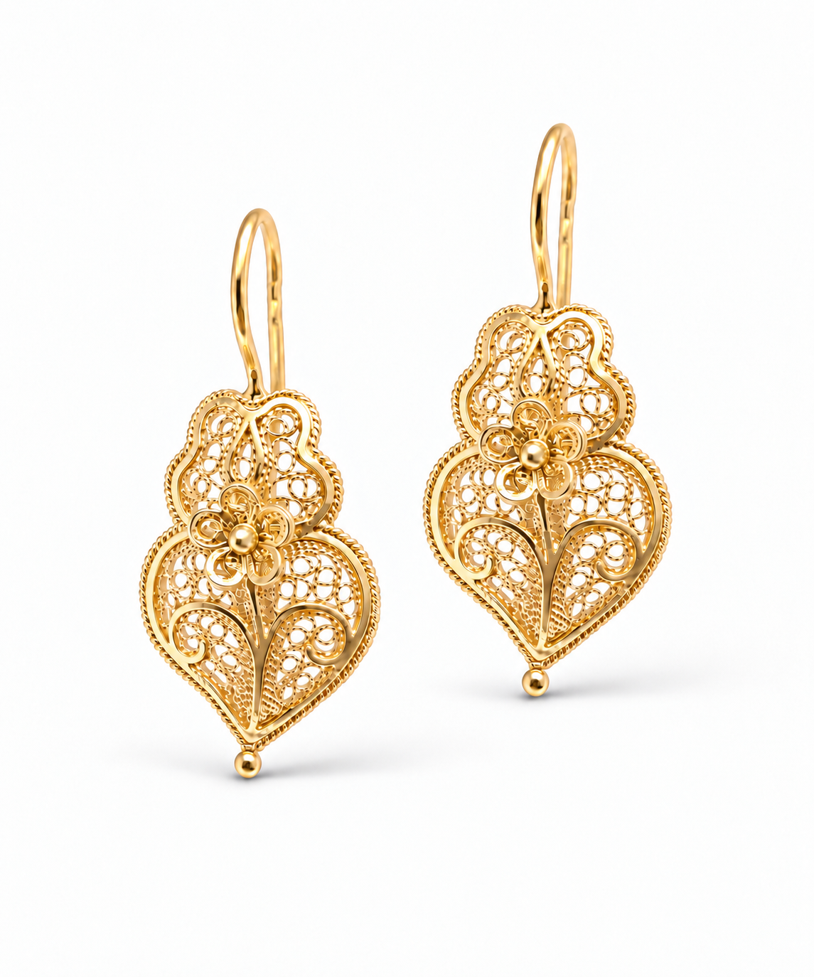Heart of Viana Pendant Earrings