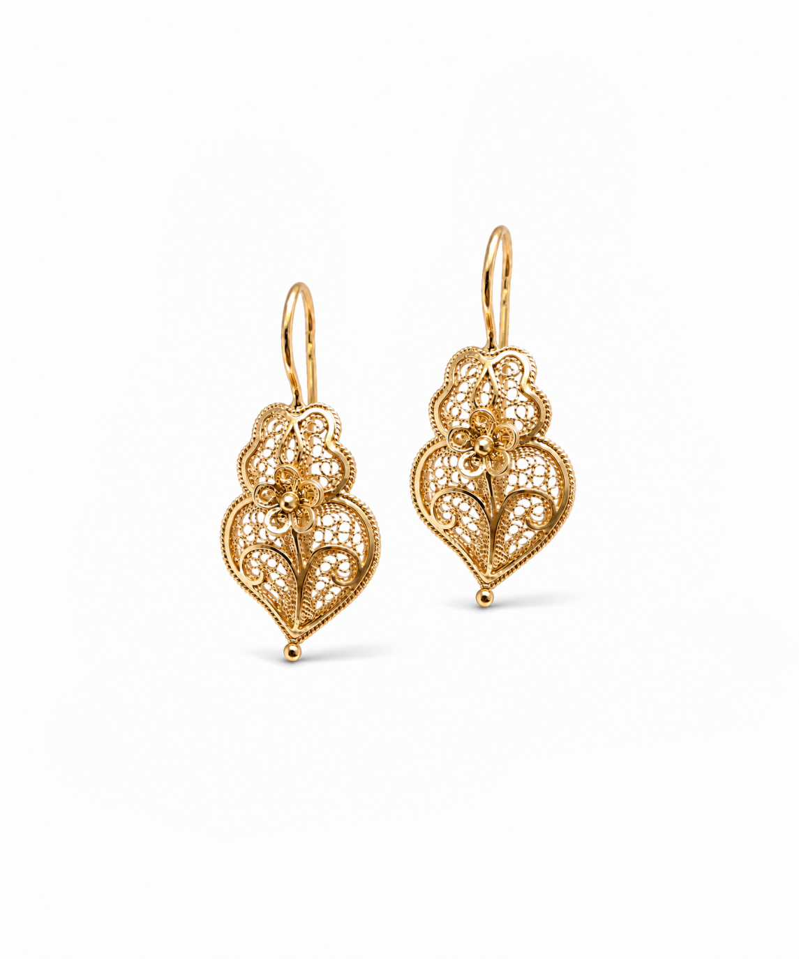 Heart of Viana Pendant Earrings 1.7 cm (0.67 in) in gold-plated silver filigree